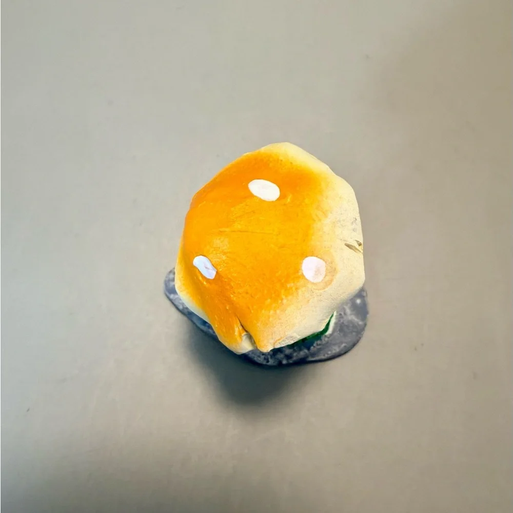 Pair Of Whimsical Raindrops Creative resin mushroom and bird miniature figurines